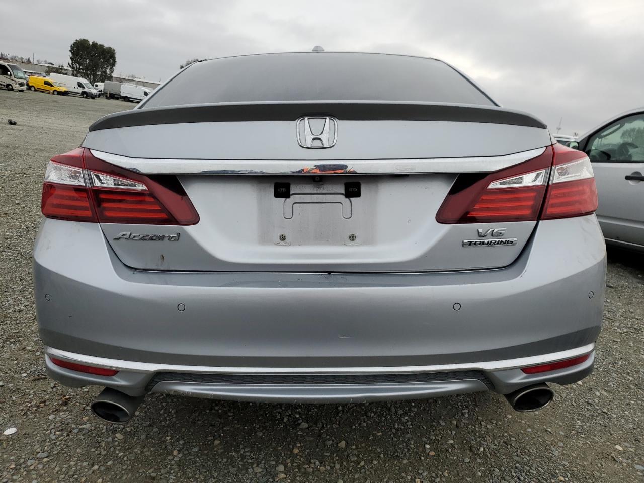 2017 Honda Accord VIN 1HGCR3F93HA021412 Copart auction photo, front end / side damage thumbnail 6