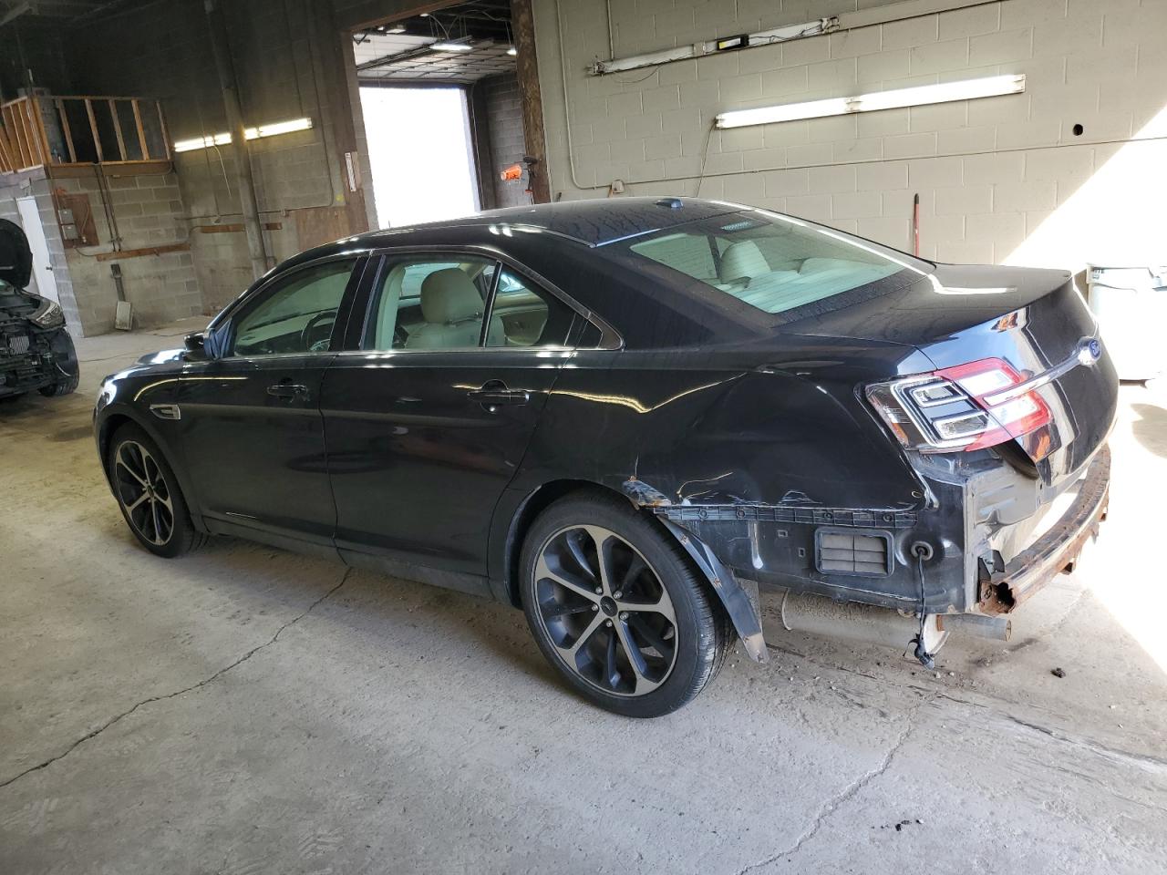 2014 Ford Taurus VIN 1FAHP2H89EG130433 Copart auction photo, rear end damage thumbnail 2