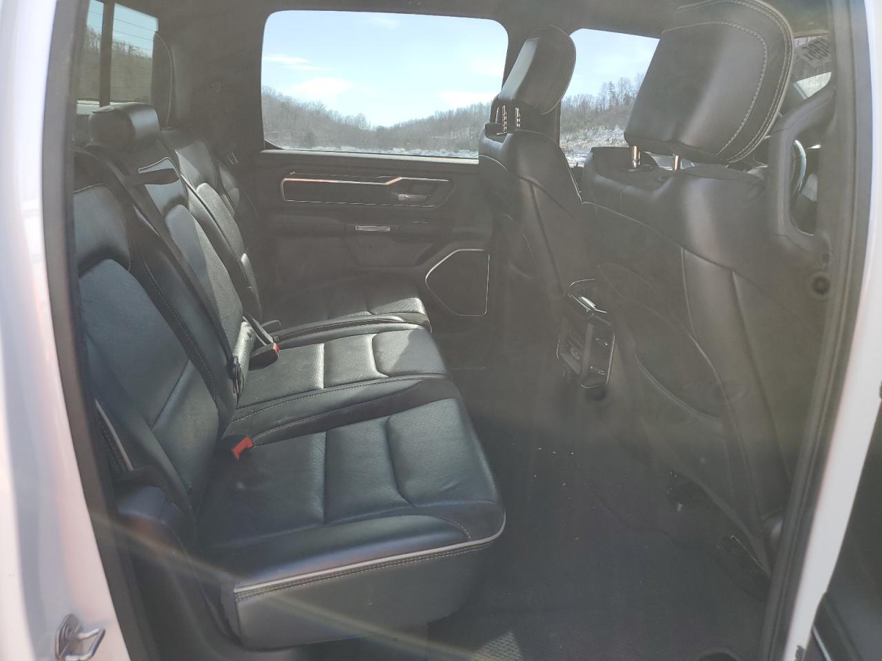 2019 RAM 1500 VIN 1C6SRFJT3KN698322 Copart auction photo, undercarriage / minor dent/scratches damage thumbnail 10