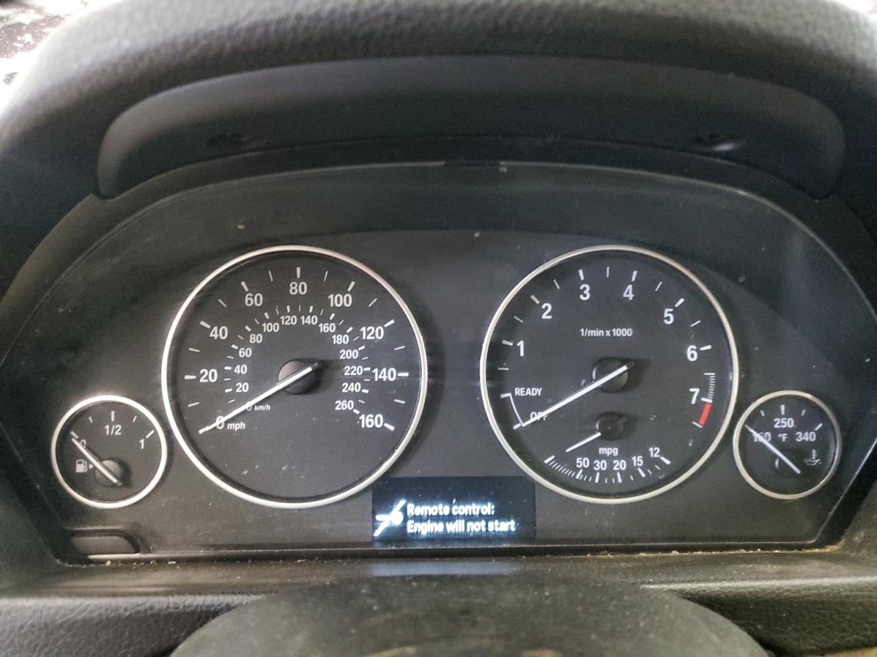 2015 BMW 3er VIN WBA3C3C57FK202292 Copart auction photo, minor dent/scratches damage thumbnail 9