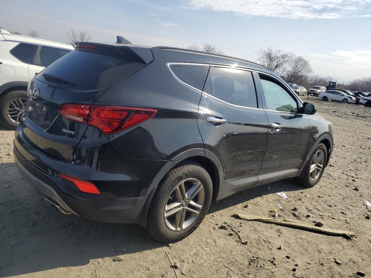 2017 Hyundai Santa Fe VIN 5NMZU3LB7HH040811 Copart auction photo, minor dent/scratches damage thumbnail 3