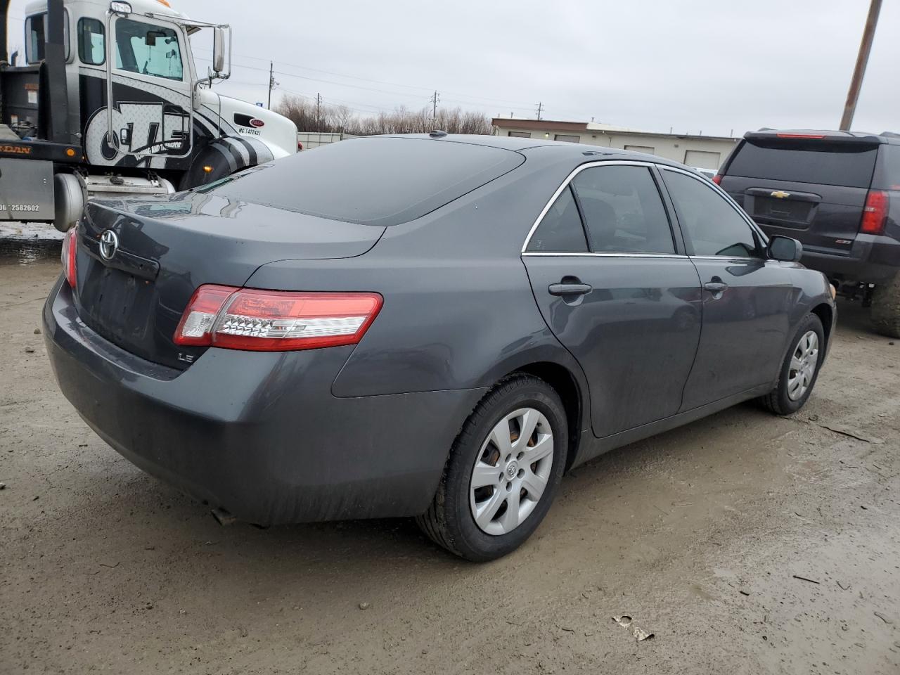 2010 Toyota Camry VIN 4T1BF3EKXAU094509 Copart auction photo, front end / minor dent/scratches damage thumbnail 3