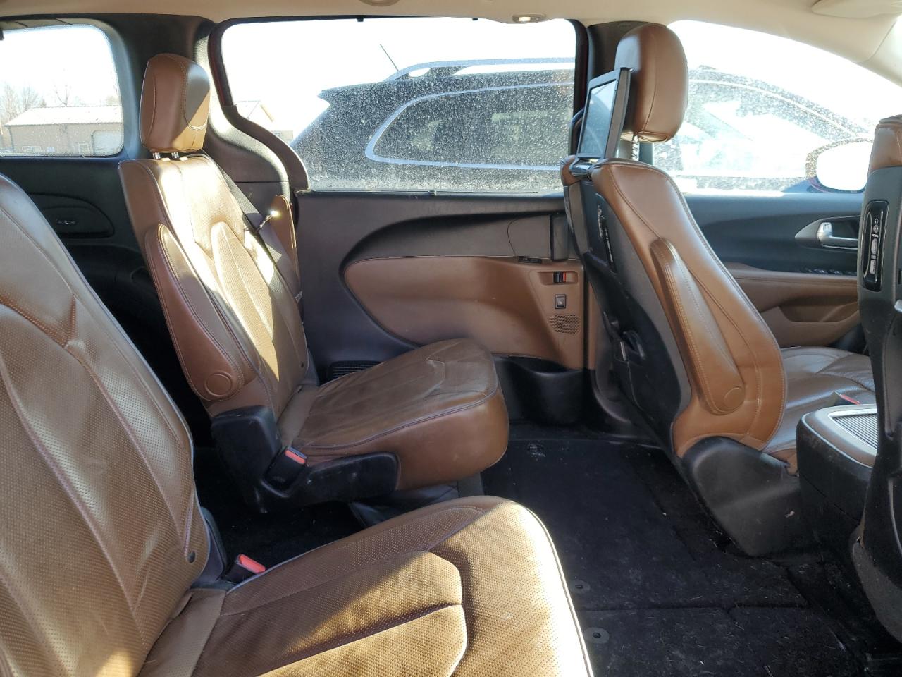 2018 Chrysler Pacifica VIN 2C4RC1GGXJR154326 Copart auction photo, front end damage thumbnail 11
