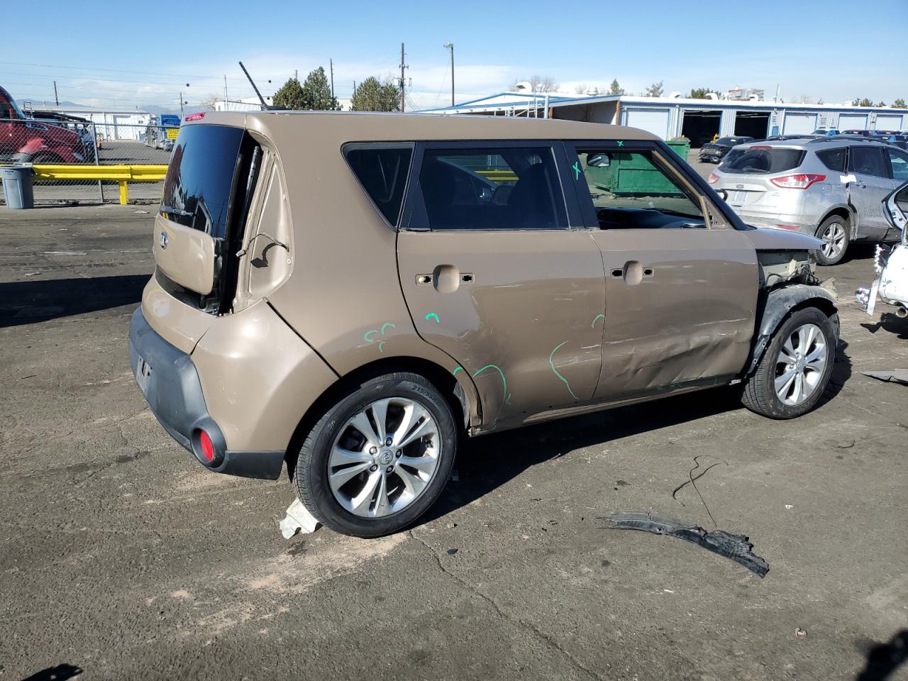 2015 KIA Soul VIN KNDJP3A59F7171650 Copart auction photo, side / front end damage thumbnail 3