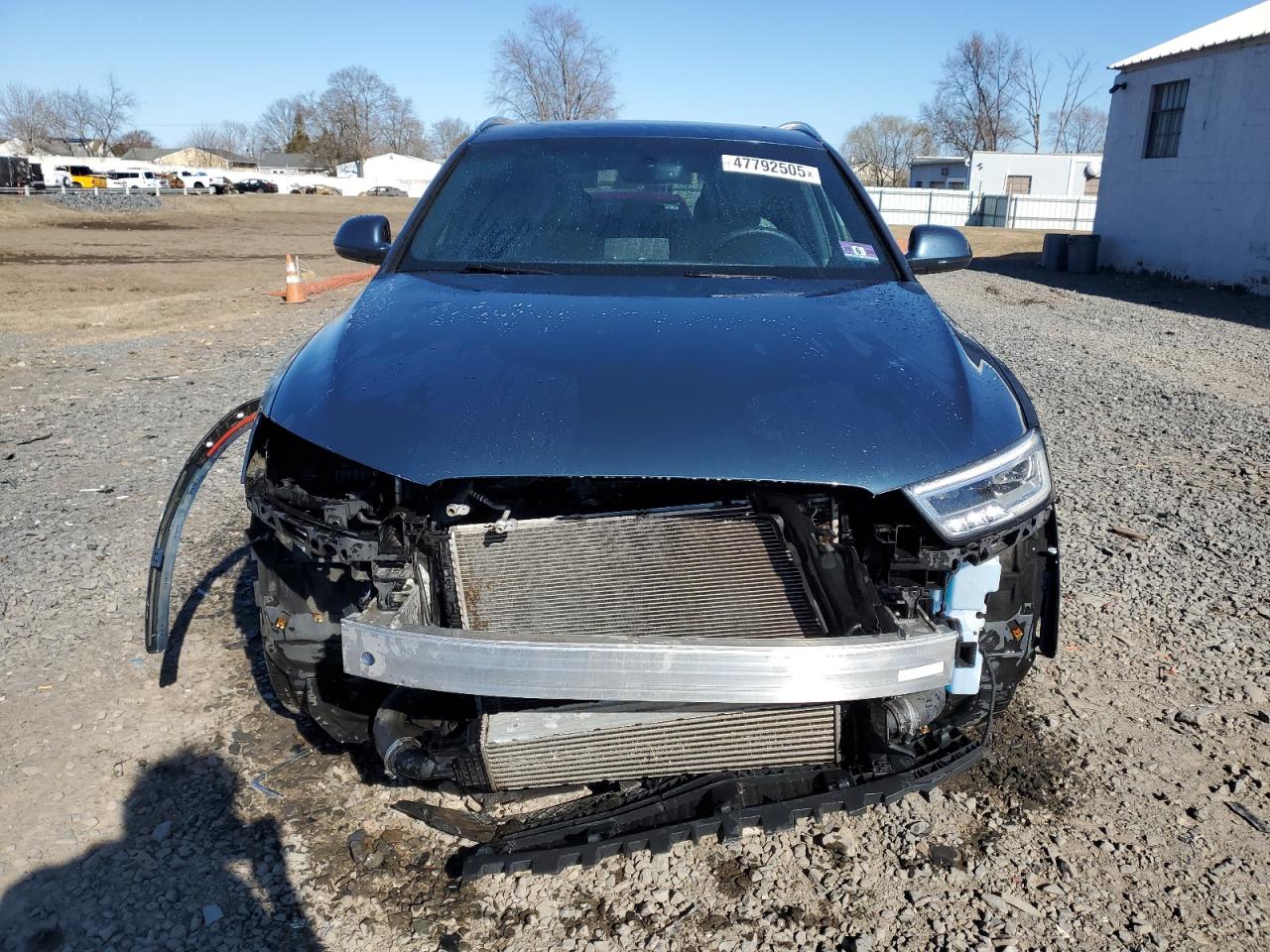 2018 Audi Q3 VIN WA1JCCFS5JR001948 Copart auction photo, rear end / front end damage thumbnail 5