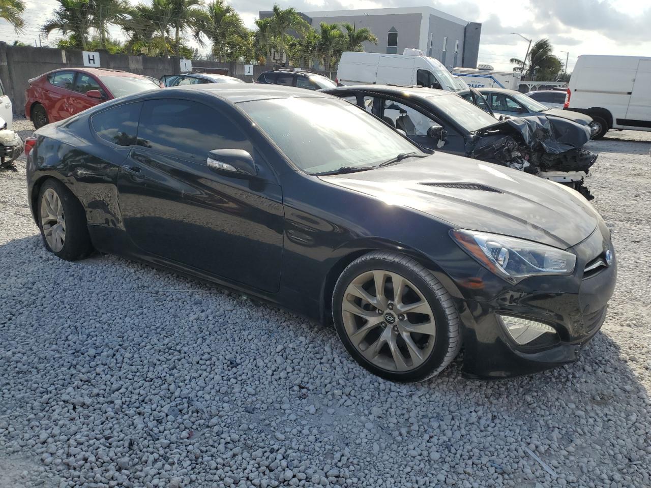 2015 Hyundai Genesis VIN KMHHU6KJ1FU122153 Copart auction photo, side damage thumbnail 4