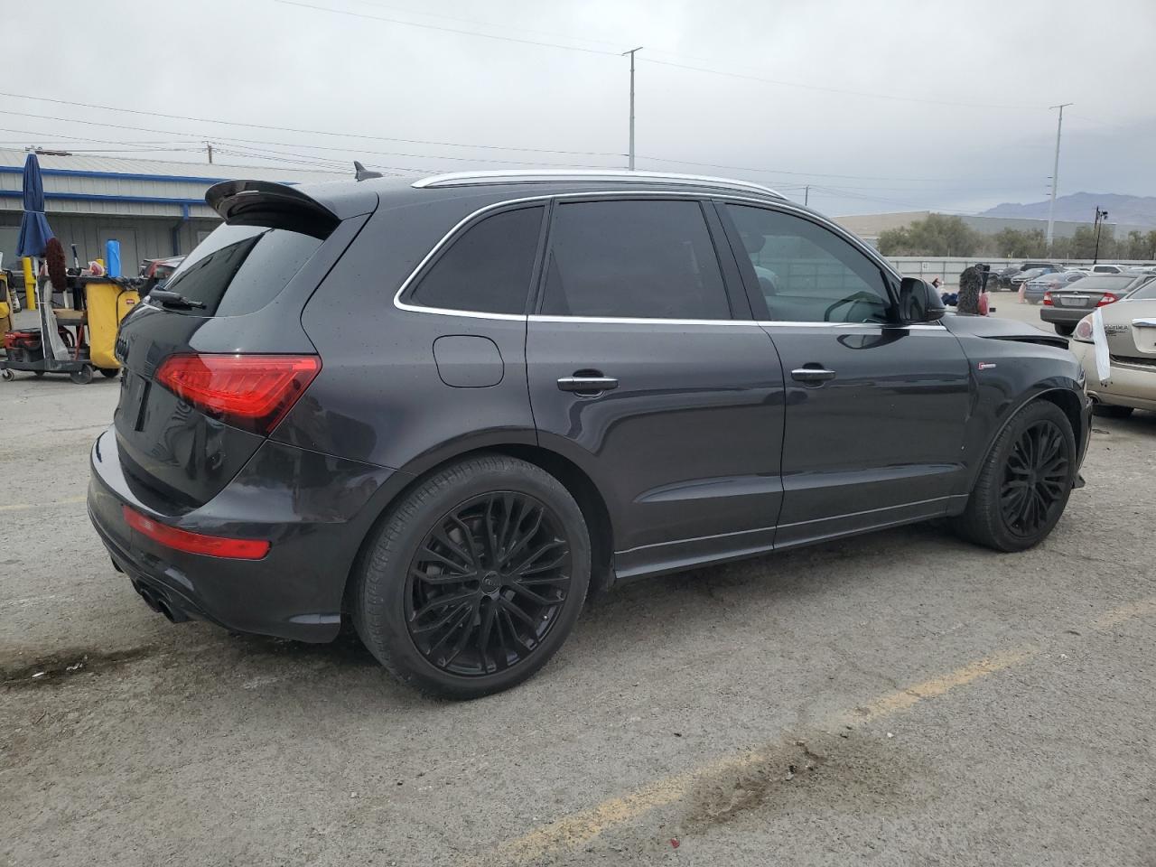 2015 Audi SQ5 VIN WA1CGAFP0FA078777 Copart auction photo, front end damage thumbnail 3