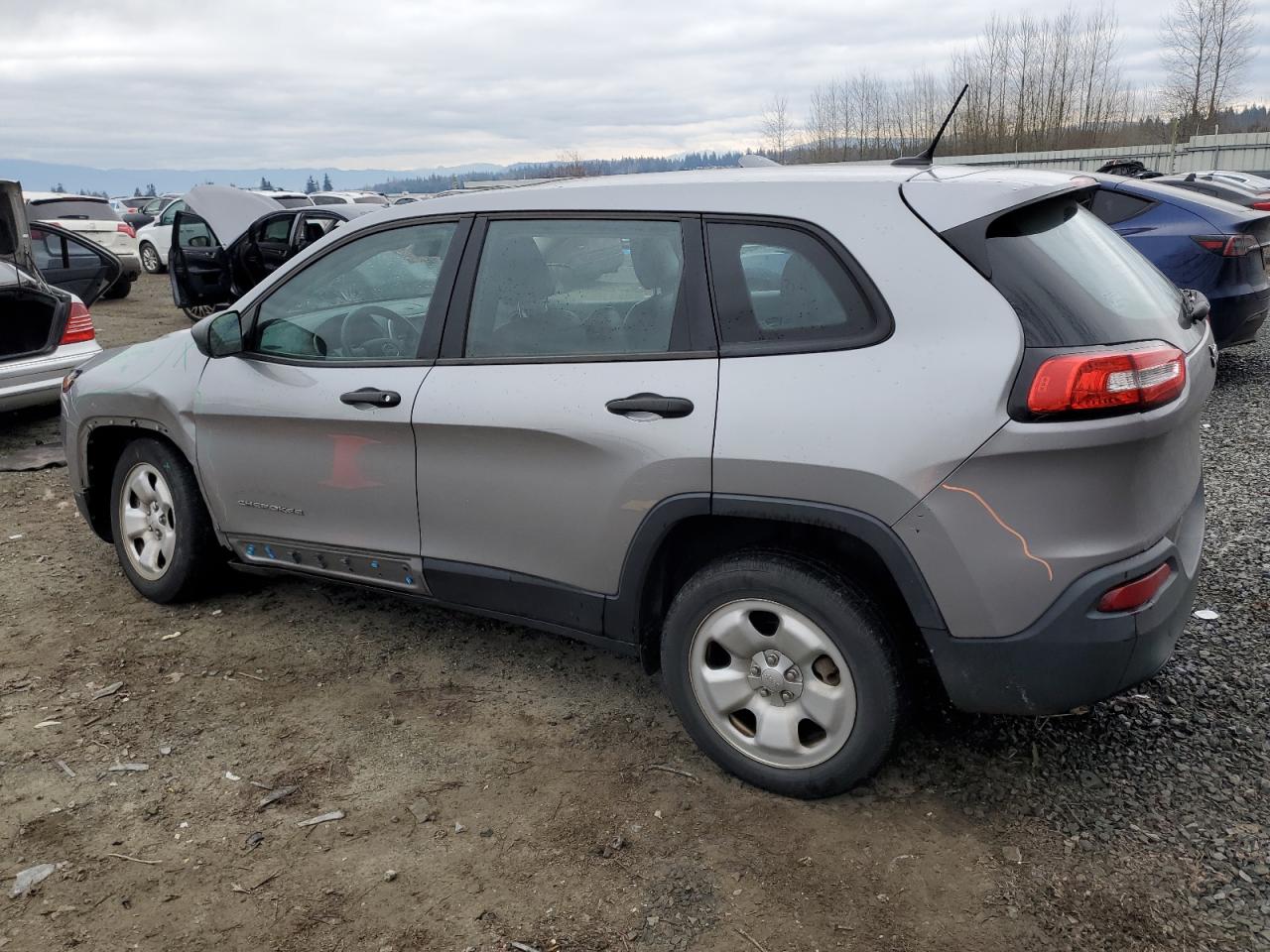 2015 Jeep Grand Cherokee VIN 1C4PJLAB1FW731782 Copart auction photo, front end / side damage thumbnail 2