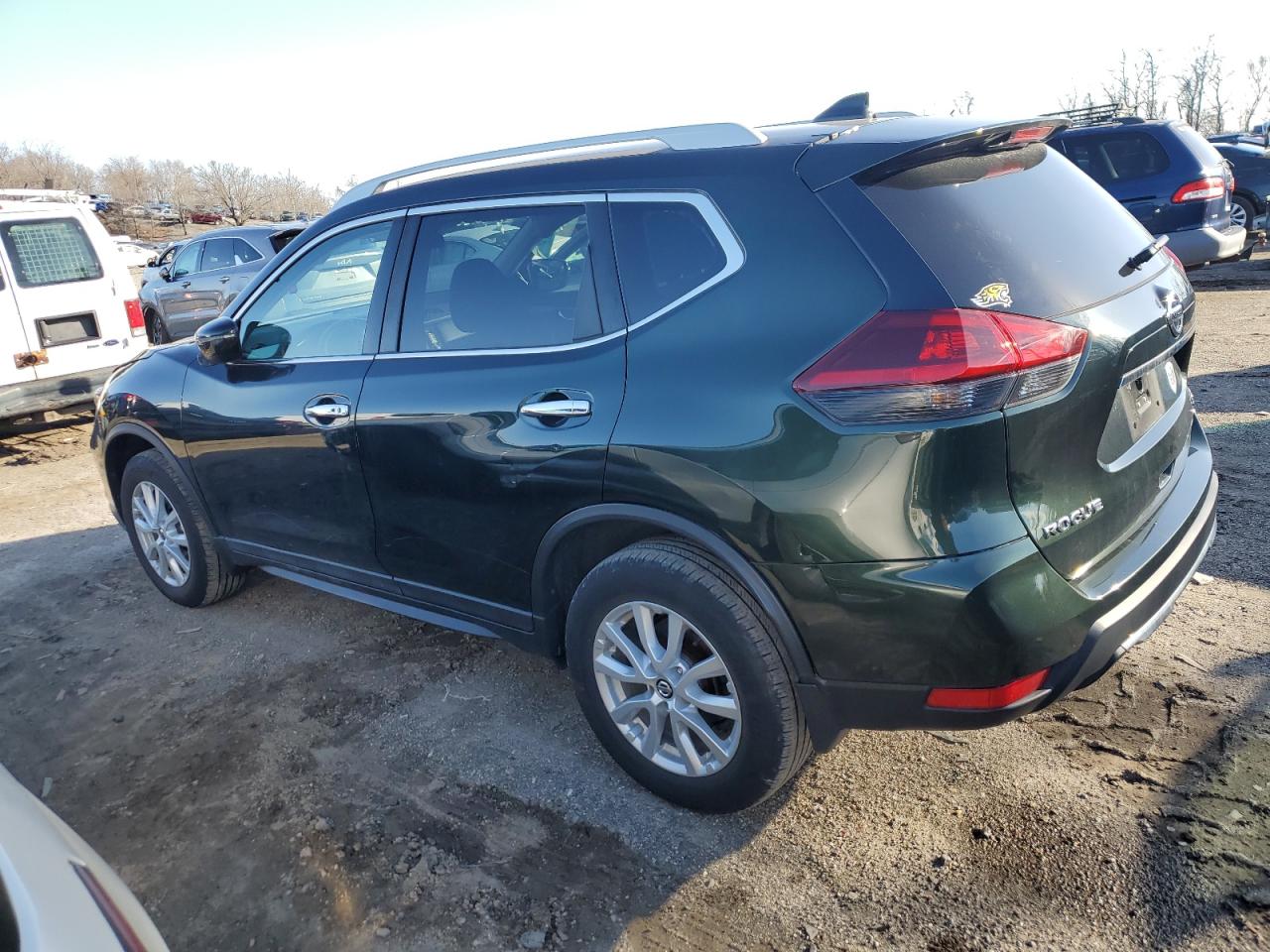 2018 Nissan Rogue VIN 5N1AT2MV2JC827023 Copart auction photo, minor dent/scratches damage thumbnail 2