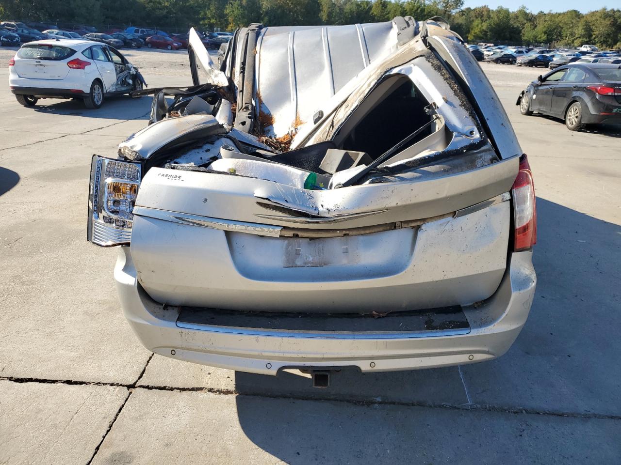 2012 Chrysler Town & Country VIN 2C4RC1CG2CR163661 Copart auction photo, all over damage thumbnail 6