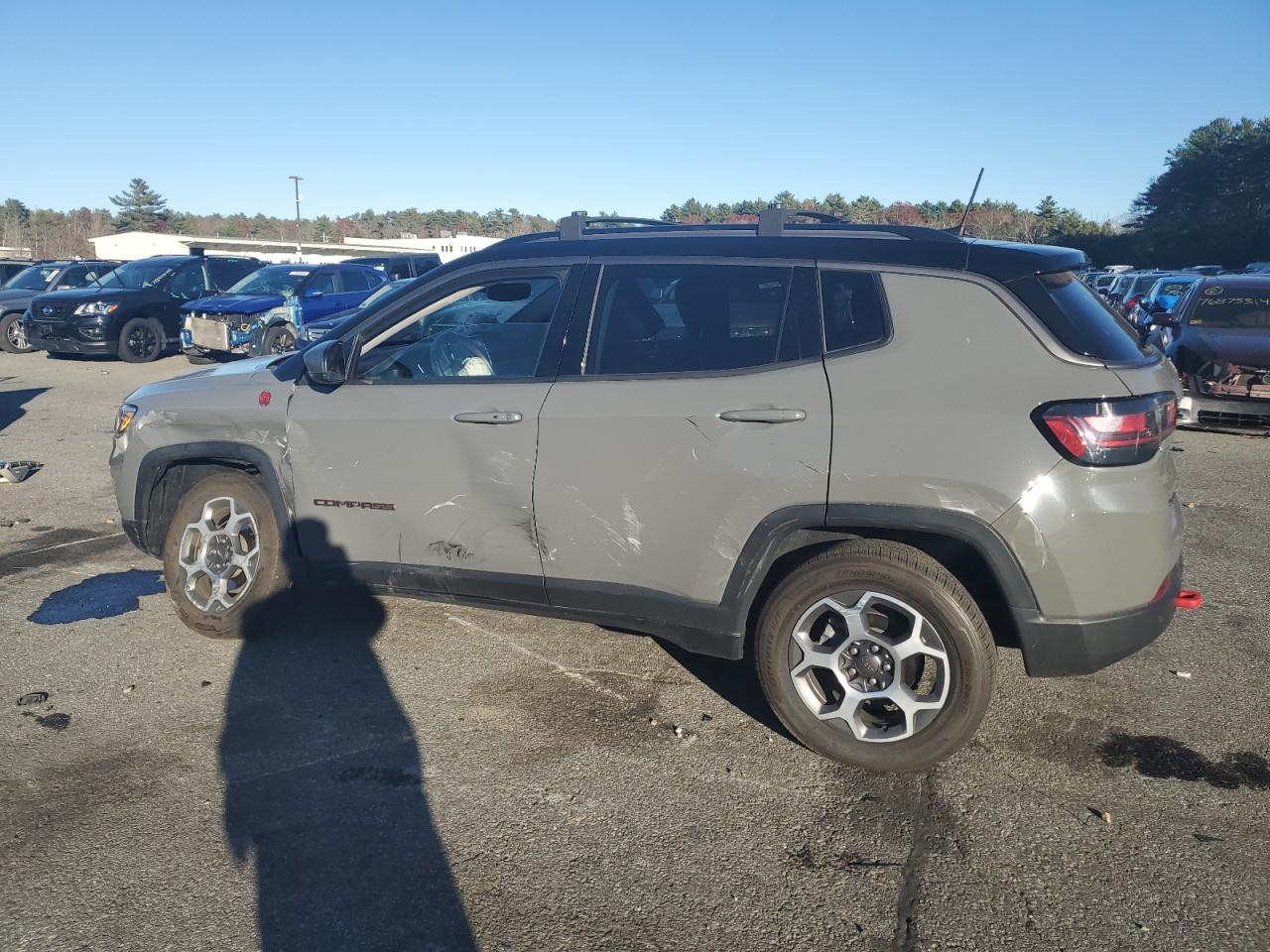 2022 Jeep Compass VIN 3C4NJDDB4NT135918 Copart auction photo, all over damage thumbnail 2