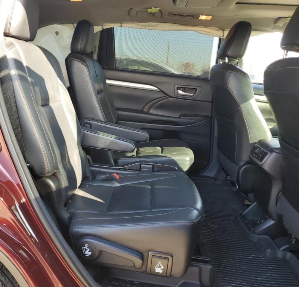 2017 Toyota Highlander VIN 5TDJZRFH7HS411660 Copart auction photo, all over damage thumbnail 11