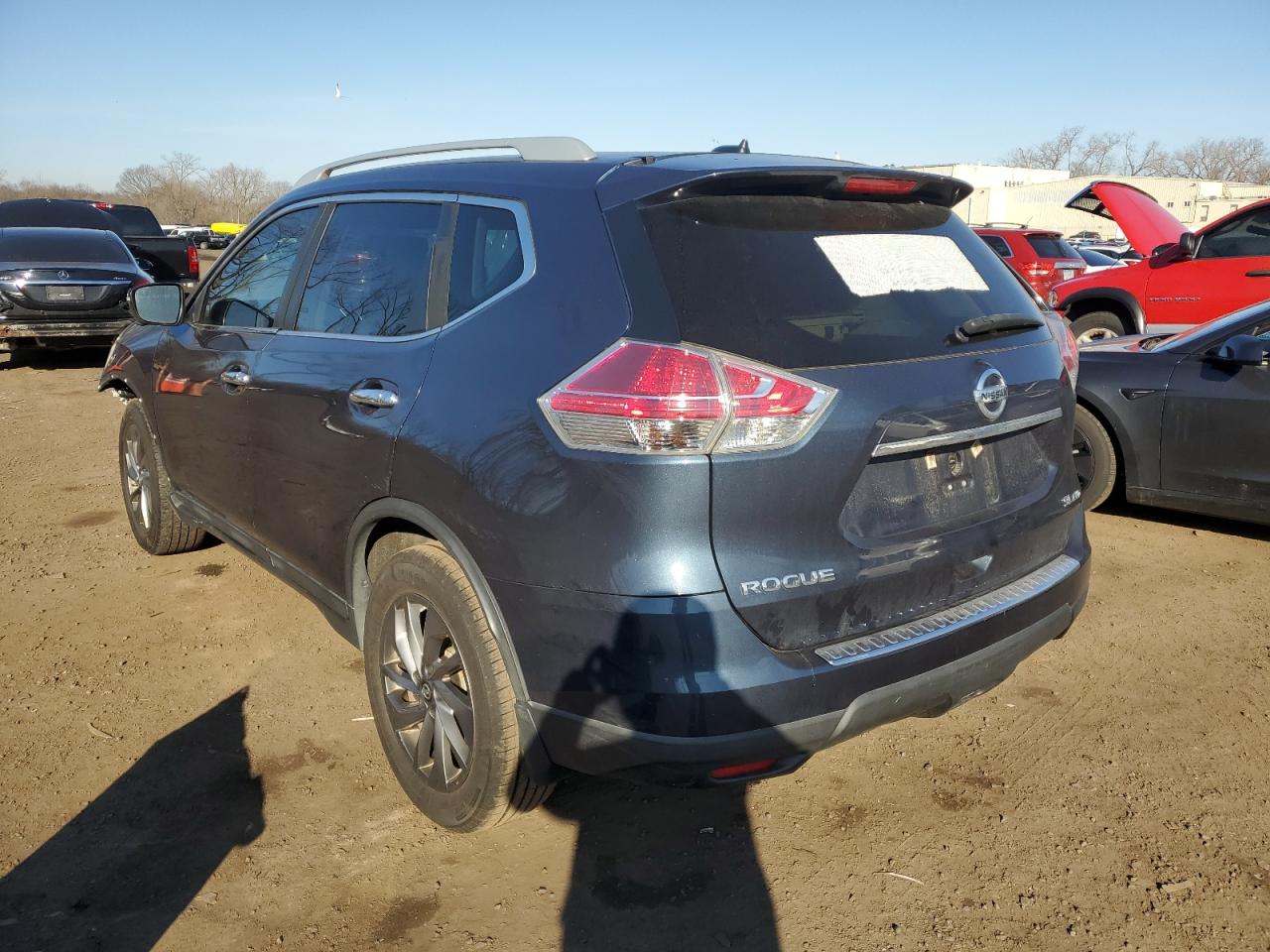 2016 Nissan Rogue VIN 5N1AT2MVXGC768604 Copart auction photo, front end damage thumbnail 2