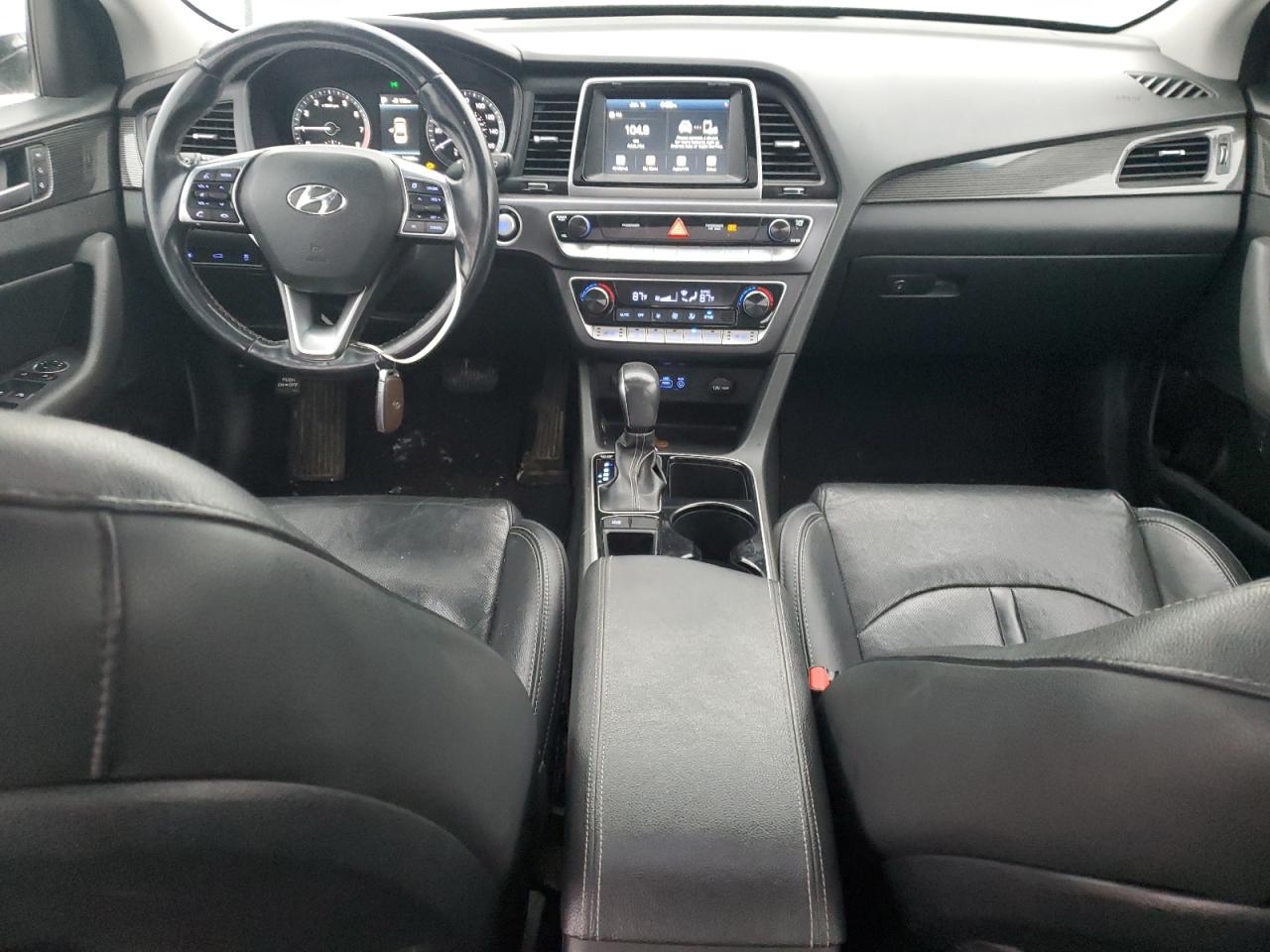 2018 Hyundai Sonata VIN 5NPE34AF4JH695806 Copart auction photo, side / front end damage thumbnail 8