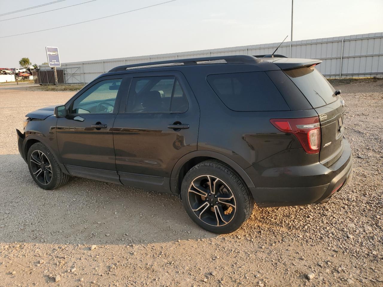 2015 Ford Explorer VIN 1FM5K8GT9FGB68780 Copart auction photo, front end damage thumbnail 2