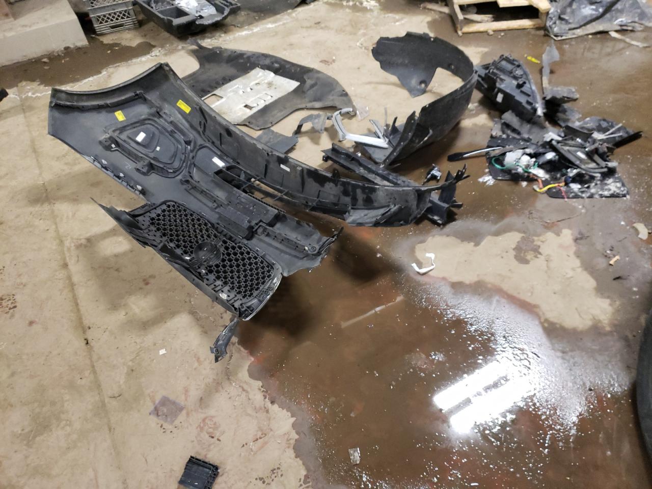 2018 KIA Sorento VIN 5XYPGDA56JG404539 Copart auction photo, front end / side damage thumbnail 15