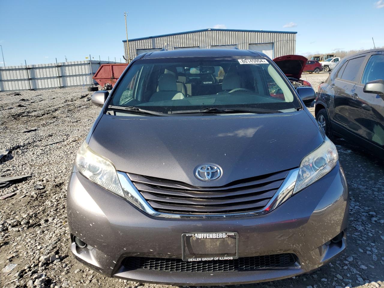 2015 Toyota Sienna VIN 5TDKK3DC0FS572247 Copart auction photo, side damage thumbnail 5