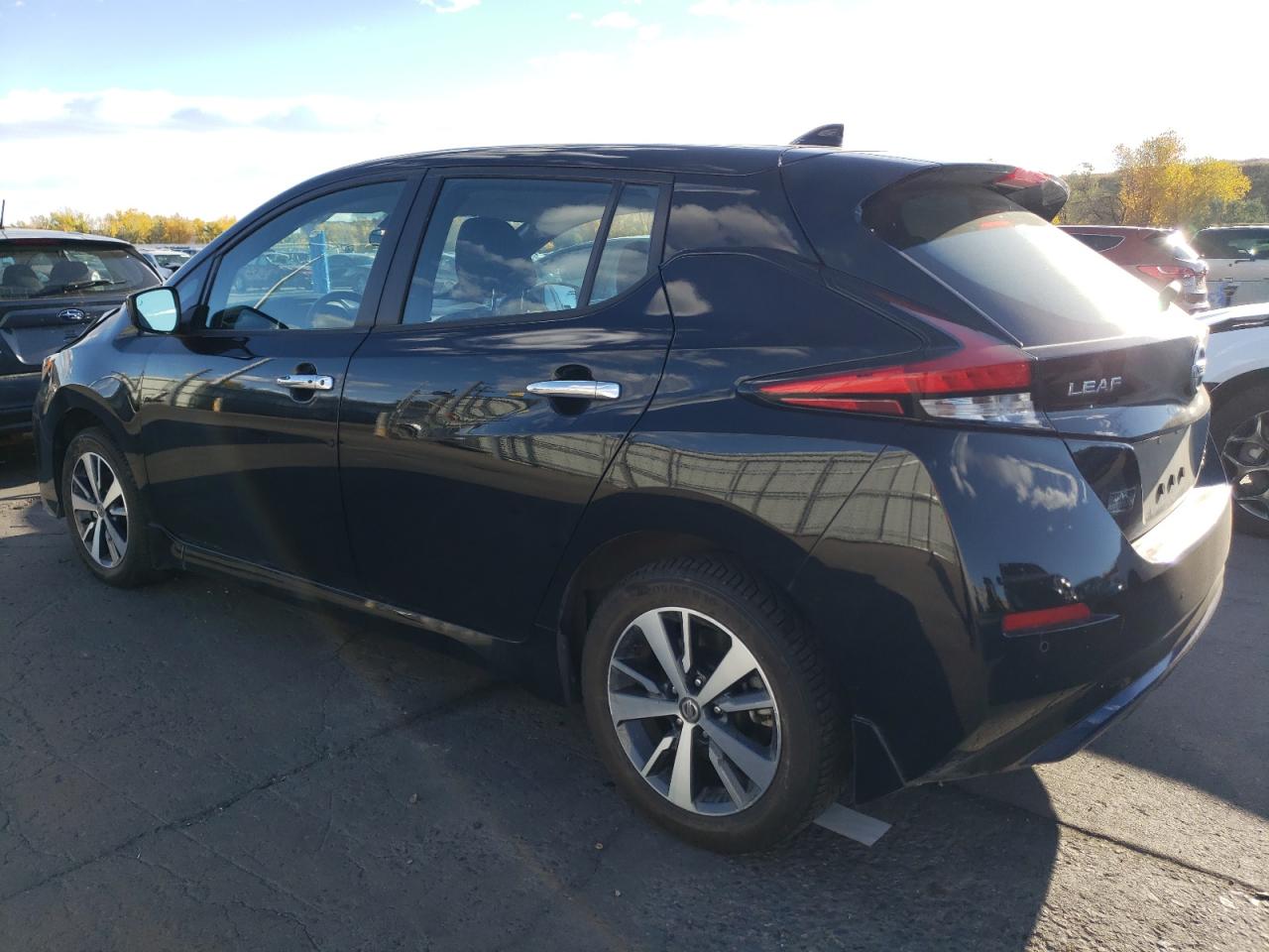 2021 Nissan Leaf VIN 1N4BZ1BV3MC554818 Copart auction photo, front end / rear end damage thumbnail 2