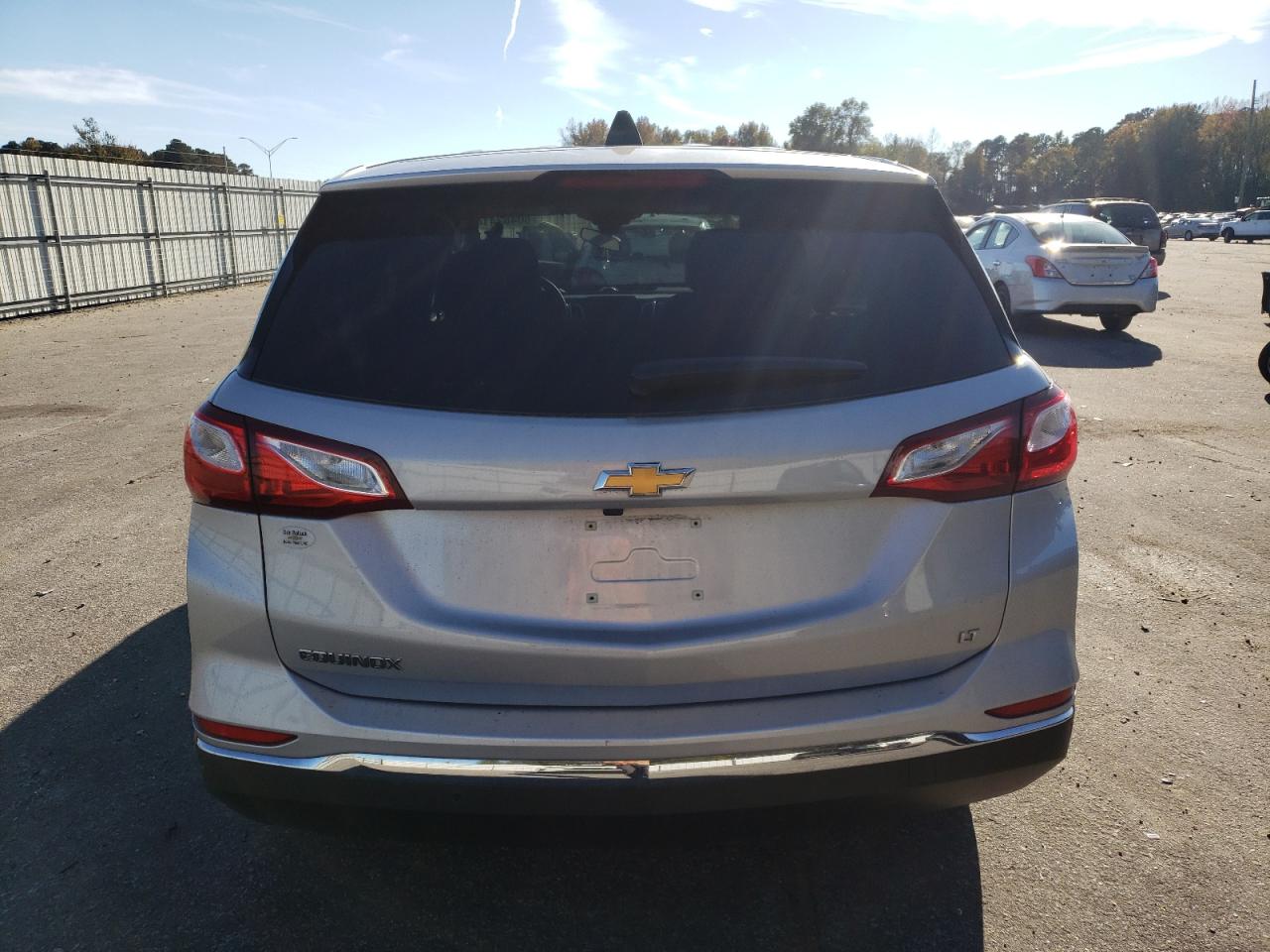 2020 Chevrolet Equinox VIN 2GNAXJEV8L6161757 Copart auction photo, front end damage thumbnail 6