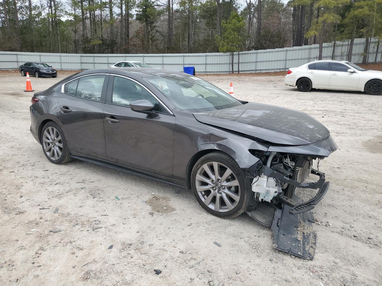 2021 Mazda 3 VIN 3MZBPABM9MM207643 Copart auction photo, front end damage thumbnail 4