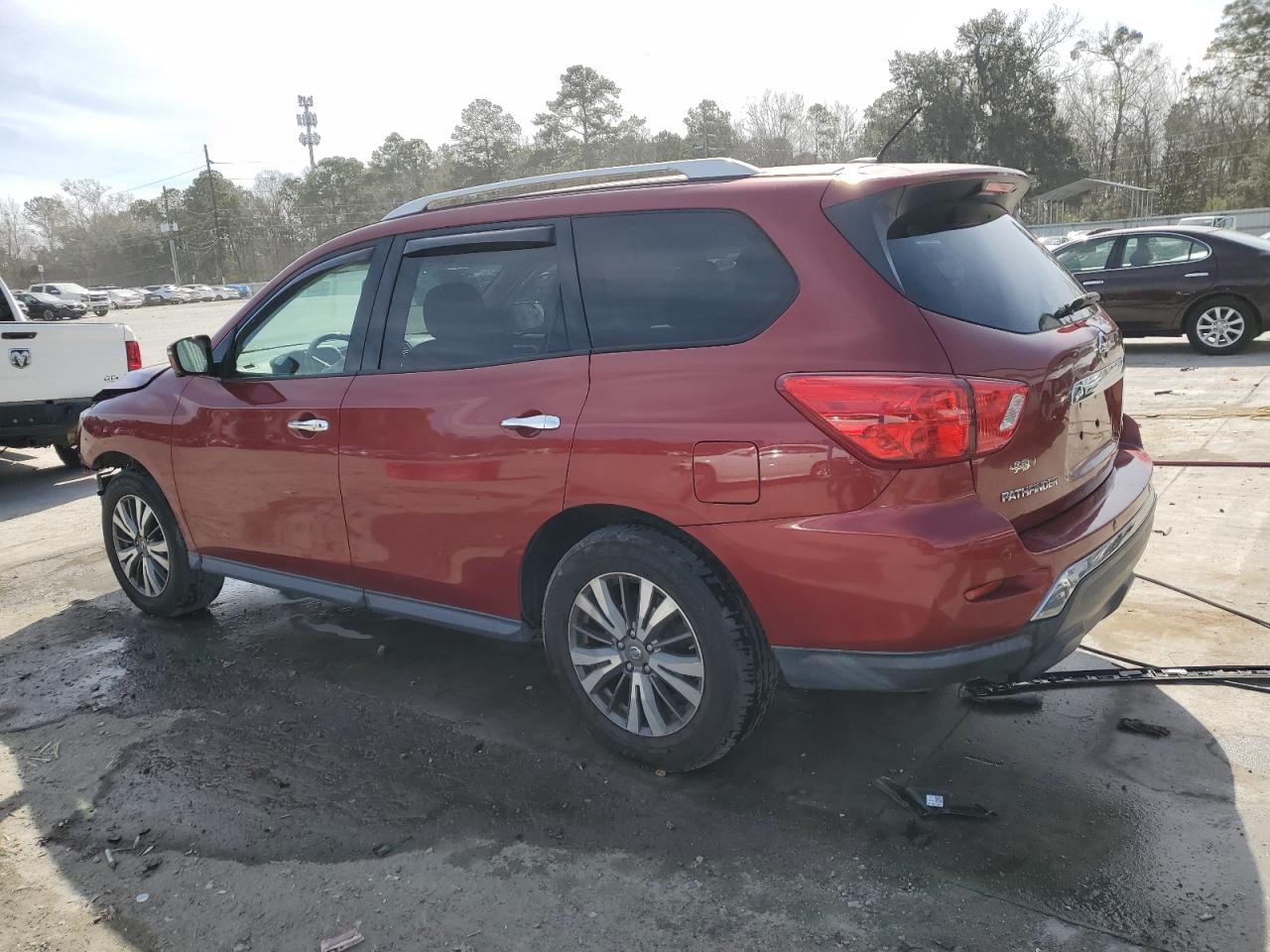 2017 Nissan Pathfinder VIN 5N1DR2MN4HC670682 Copart auction photo, front end damage thumbnail 2