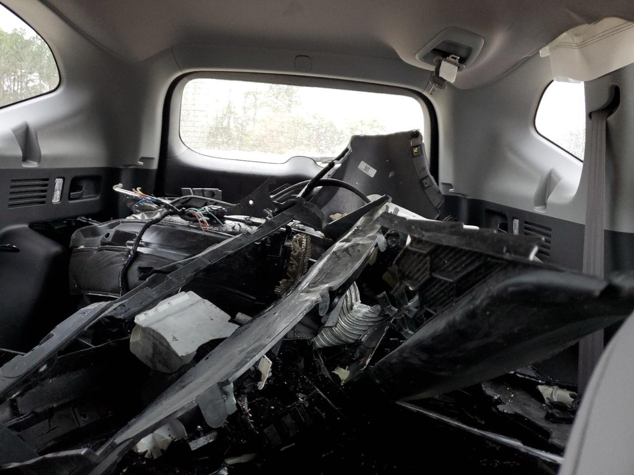 2022 Honda CR-V VIN 2HKRW2H8XNH630016 Copart auction photo, mechanical / front end damage thumbnail 10