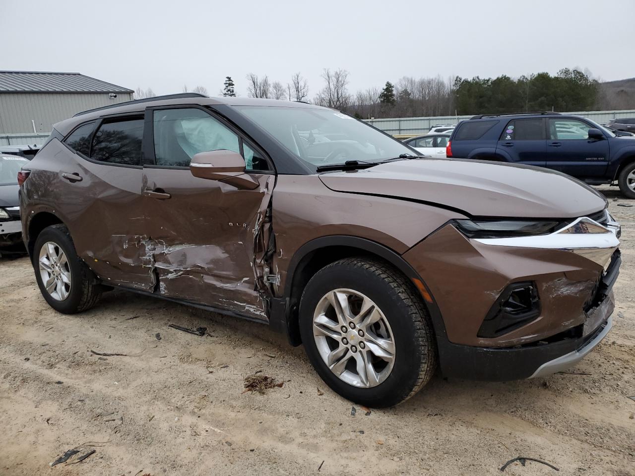 2019 Chevrolet Blazer VIN 3GNKBGRS3KS696212 Copart auction photo, side / front end damage thumbnail 4