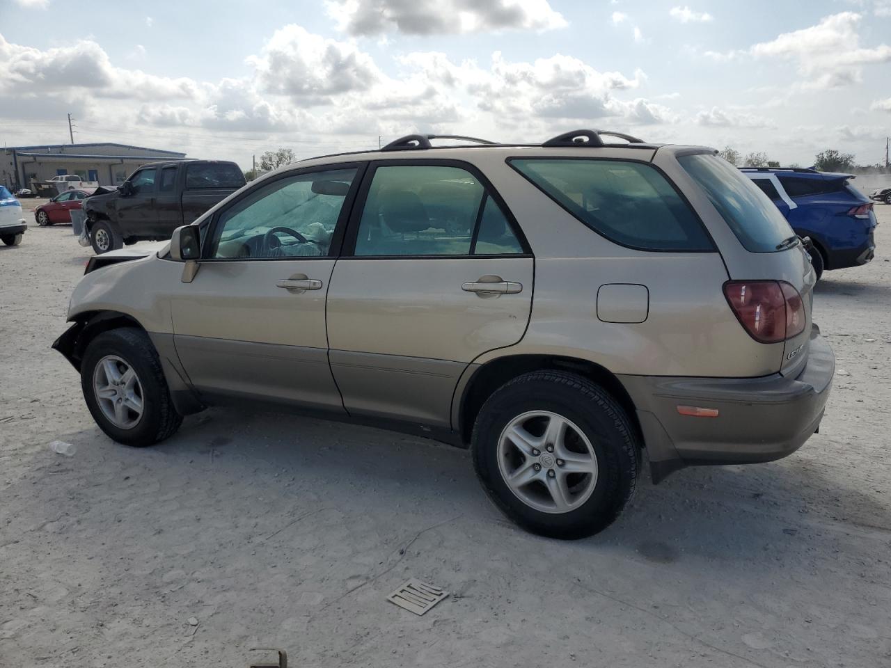 2000 Lexus RX VIN JT6HF10UXY0109871 Copart auction photo, front end damage thumbnail 2