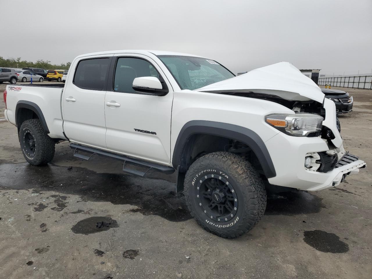 2019 Toyota Tacoma VIN 3TMDZ5BN0KM066805 Copart auction photo, front end damage thumbnail 4