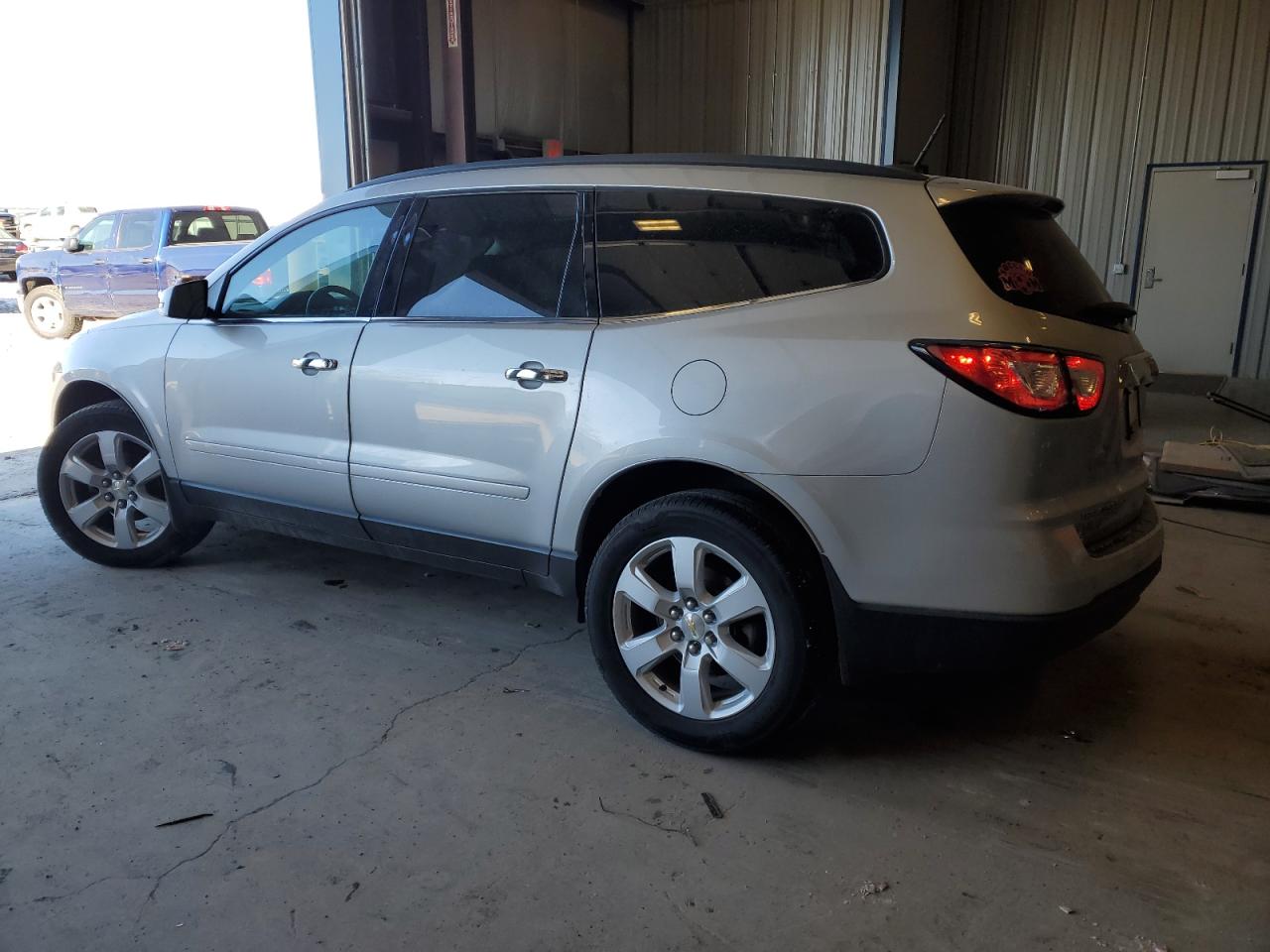 2017 Chevrolet Traverse VIN 1GNKVGKD5HJ147835 Copart auction photo, all over damage thumbnail 2