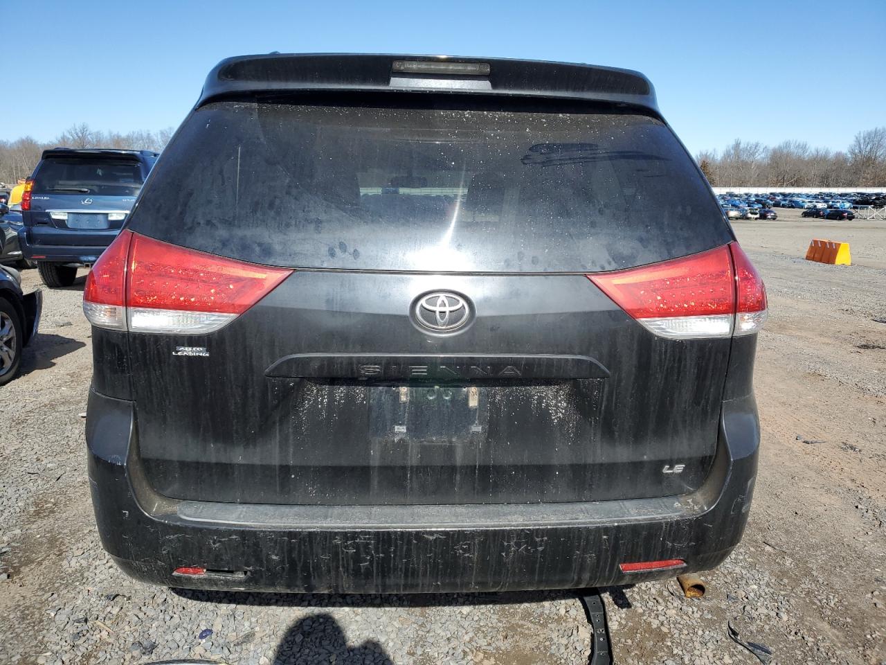 2013 Toyota Sienna VIN 5TDKK3DC0DS391520 Copart auction photo, front end damage thumbnail 6