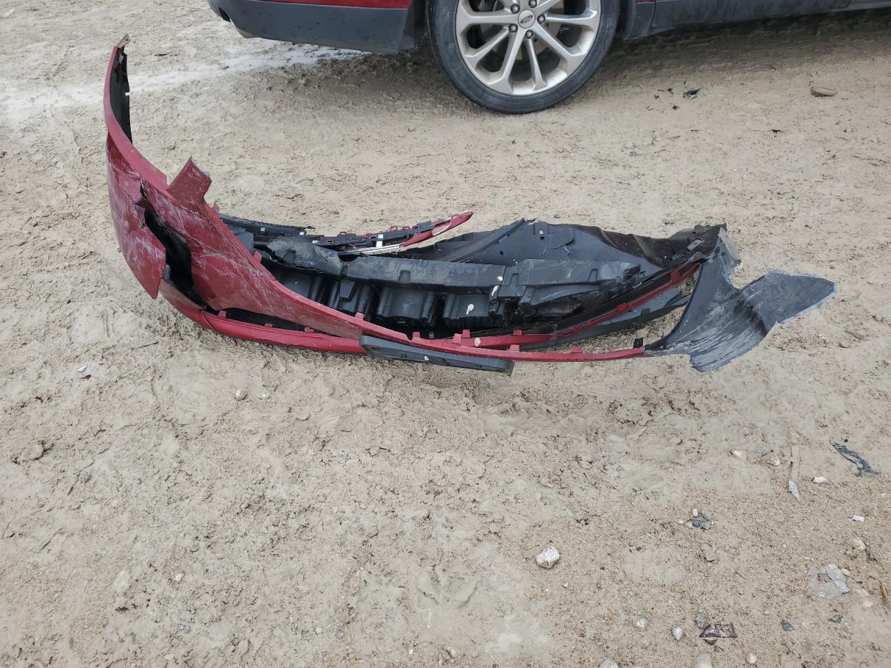 2016 Ford Taurus VIN 1FAHP2F80GG102820 Copart auction photo, front end / side damage thumbnail 12