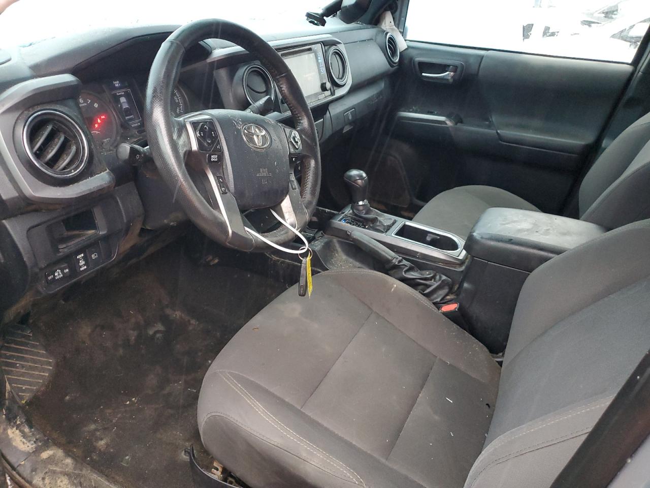 2019 Toyota Tacoma VIN 3TMCZ5AN4KM239089 Copart auction photo, rollover damage thumbnail 7