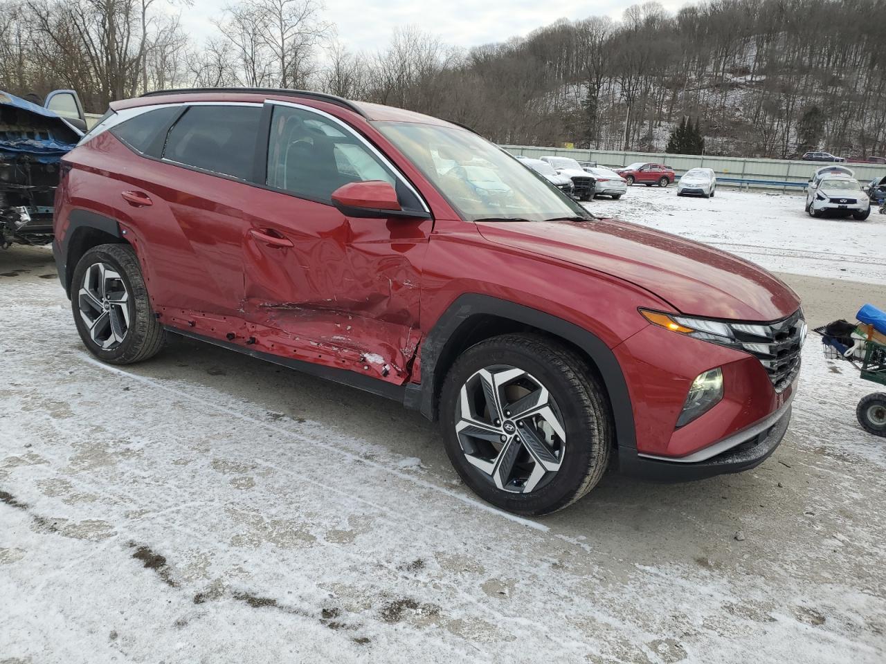 2024 Hyundai Tucson VIN 5NMJBCDE8RH426585 Copart auction photo, side / front end damage thumbnail 4