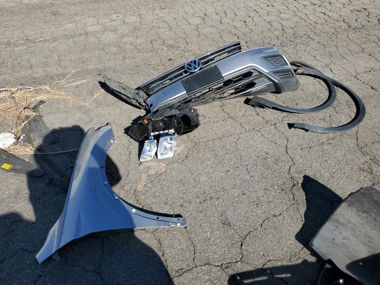 2019 Volkswagen Tiguan VIN 3VV1B7AX5KM164333 Copart auction photo, front end damage thumbnail 15