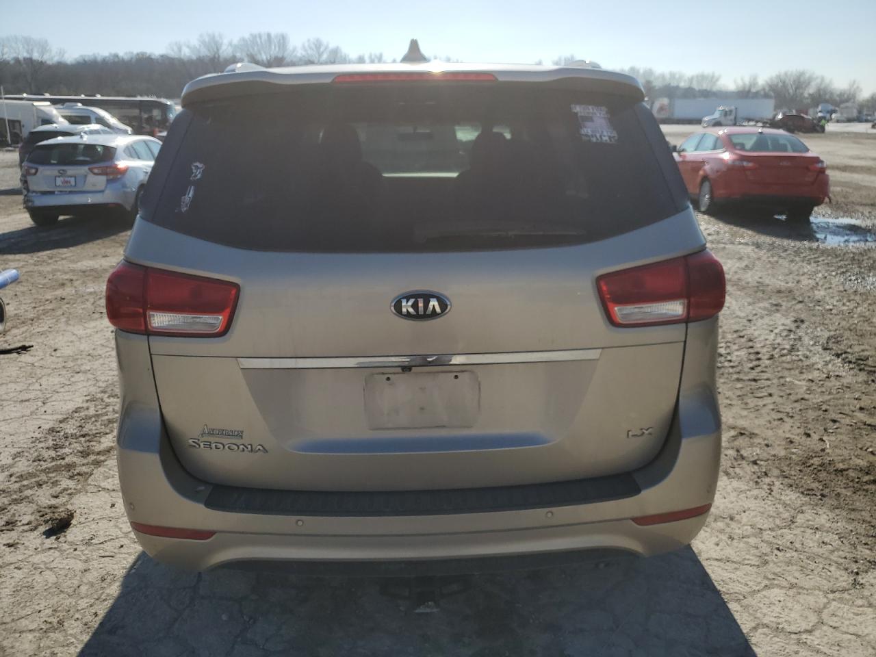 2017 KIA Sedona VIN KNDMB5C13H6240620 Copart auction photo, front end damage thumbnail 6