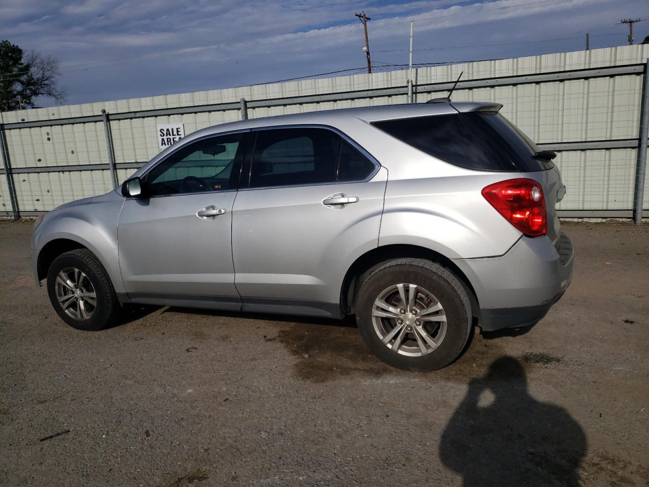 2015 Chevrolet Equinox VIN 1GNALAEK8FZ137050 Copart auction photo, rear end damage thumbnail 2