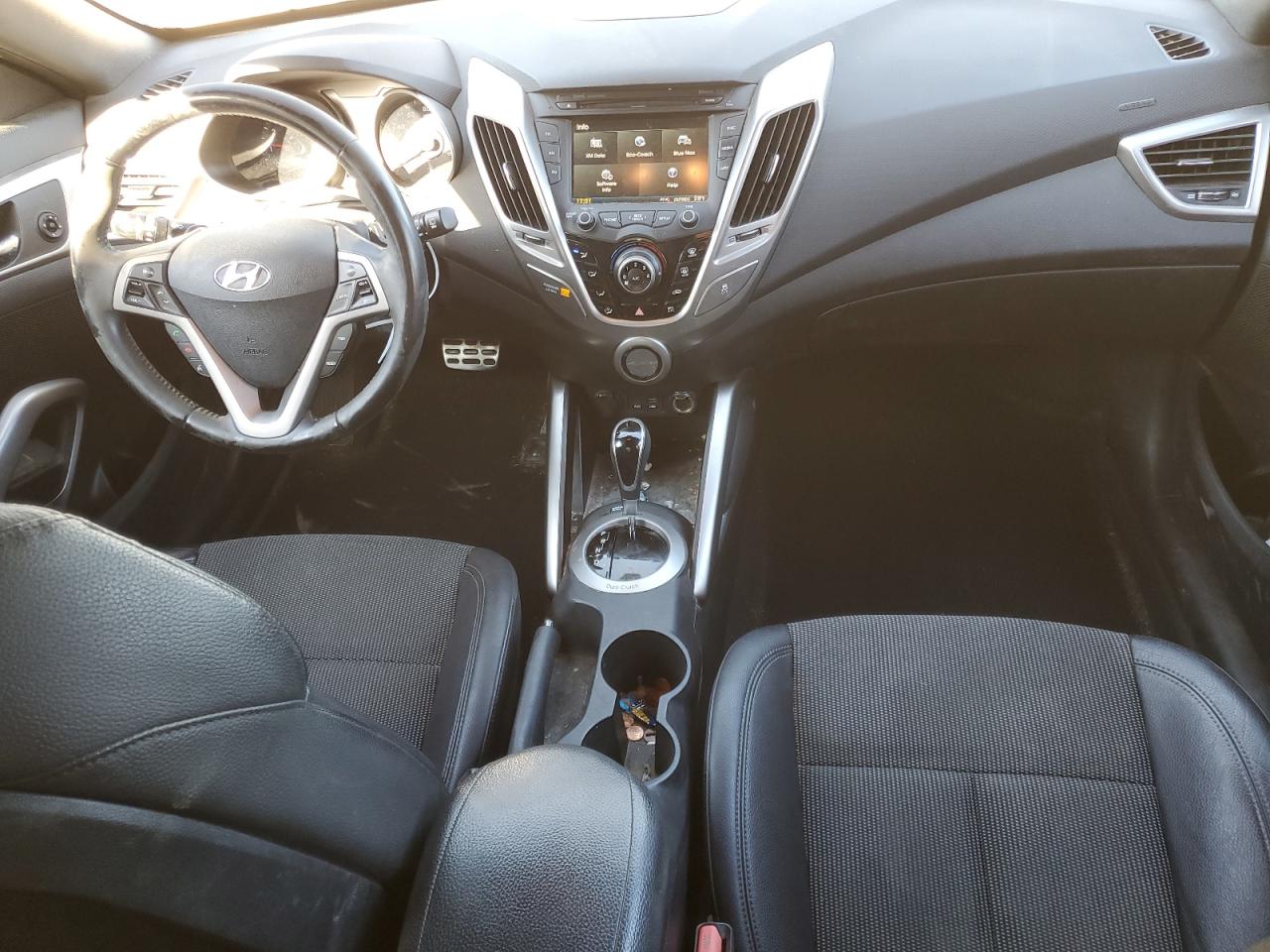 2016 Hyundai Veloster VIN KMHTC6ADXGU302676 Copart auction photo, front end / side damage thumbnail 8