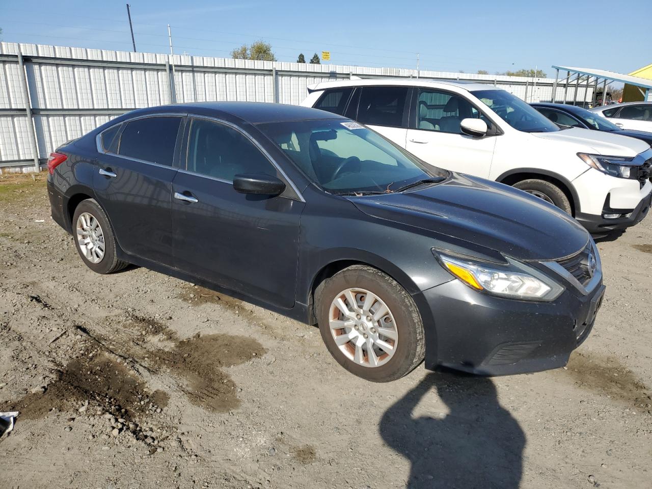 2017 Nissan Altima VIN 1N4AL3AP2HN307604 Copart auction photo, minor dent/scratches damage thumbnail 4