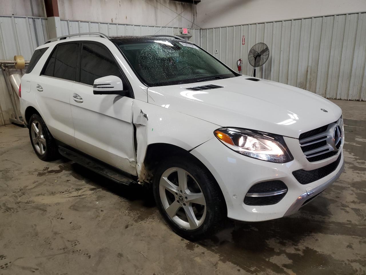 2018 Mercedes-Benz GLE VIN 4JGDA5JB7JB117555 Copart auction photo, all over damage thumbnail 4