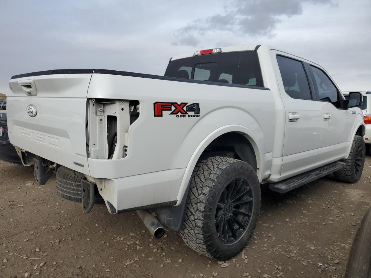 2018 Ford F-150 VIN 1FTEW1EG3JFC49231 Copart auction photo, side damage thumbnail 3