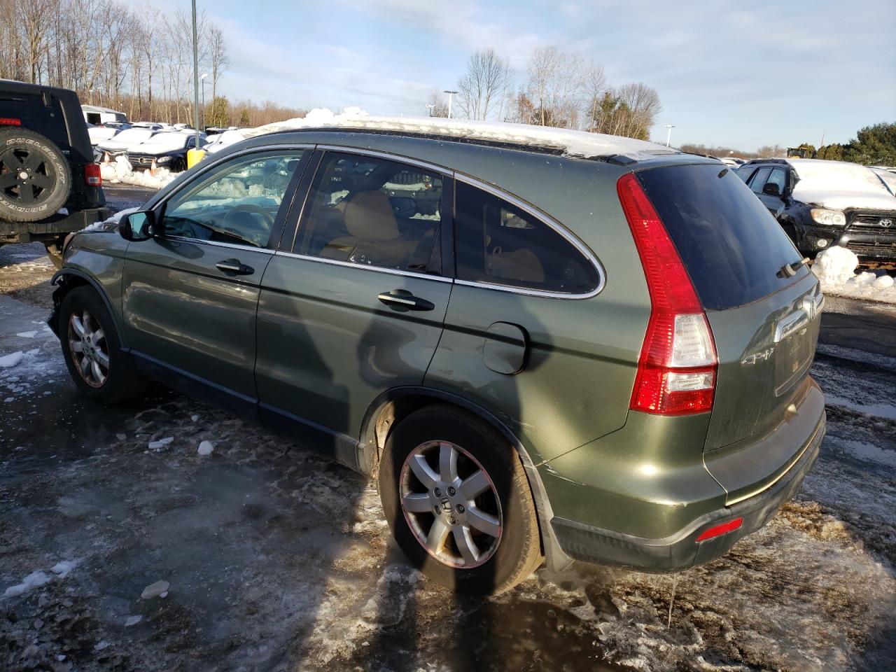 2007 Honda CR-V VIN JHLRE48557C061887 Copart auction photo, front end / minor dent/scratches damage thumbnail 2