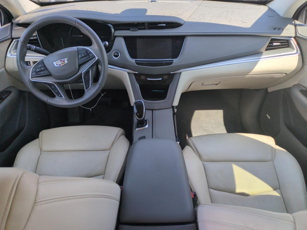 2018 Cadillac XT5 VIN 1GYKNCRS7JZ157449 Copart auction photo, water/flood damage thumbnail 8