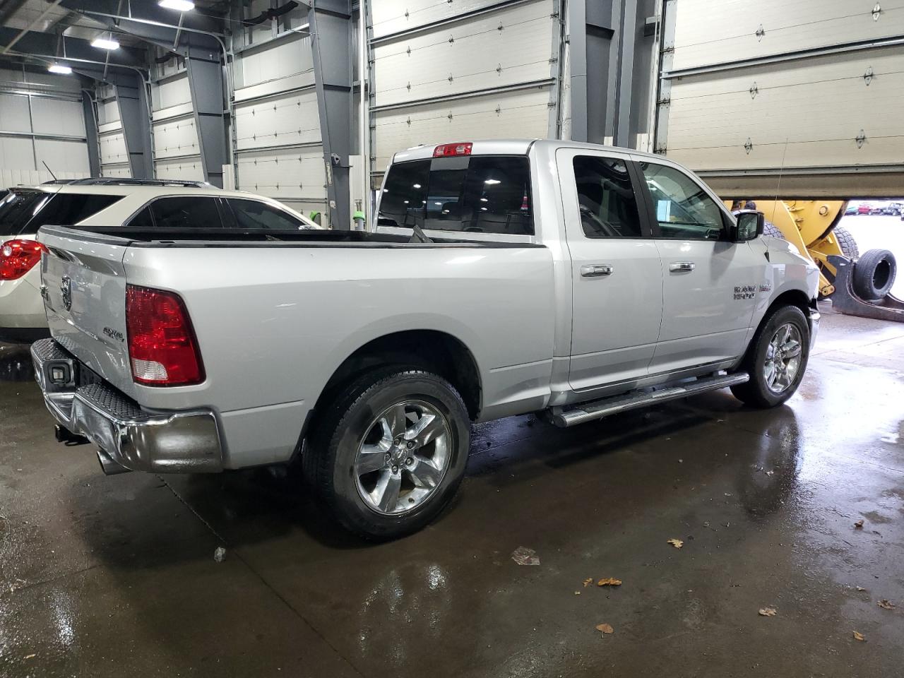 2015 RAM 1500 VIN 1C6RR7GTXFS509992 Copart auction photo, front end damage thumbnail 3