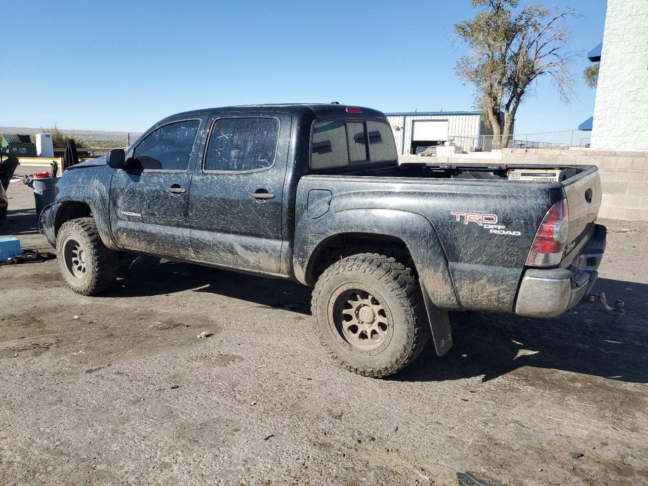 2010 Toyota Tacoma VIN 3TMLU4EN0AM043216 Copart auction photo, front end damage thumbnail 2