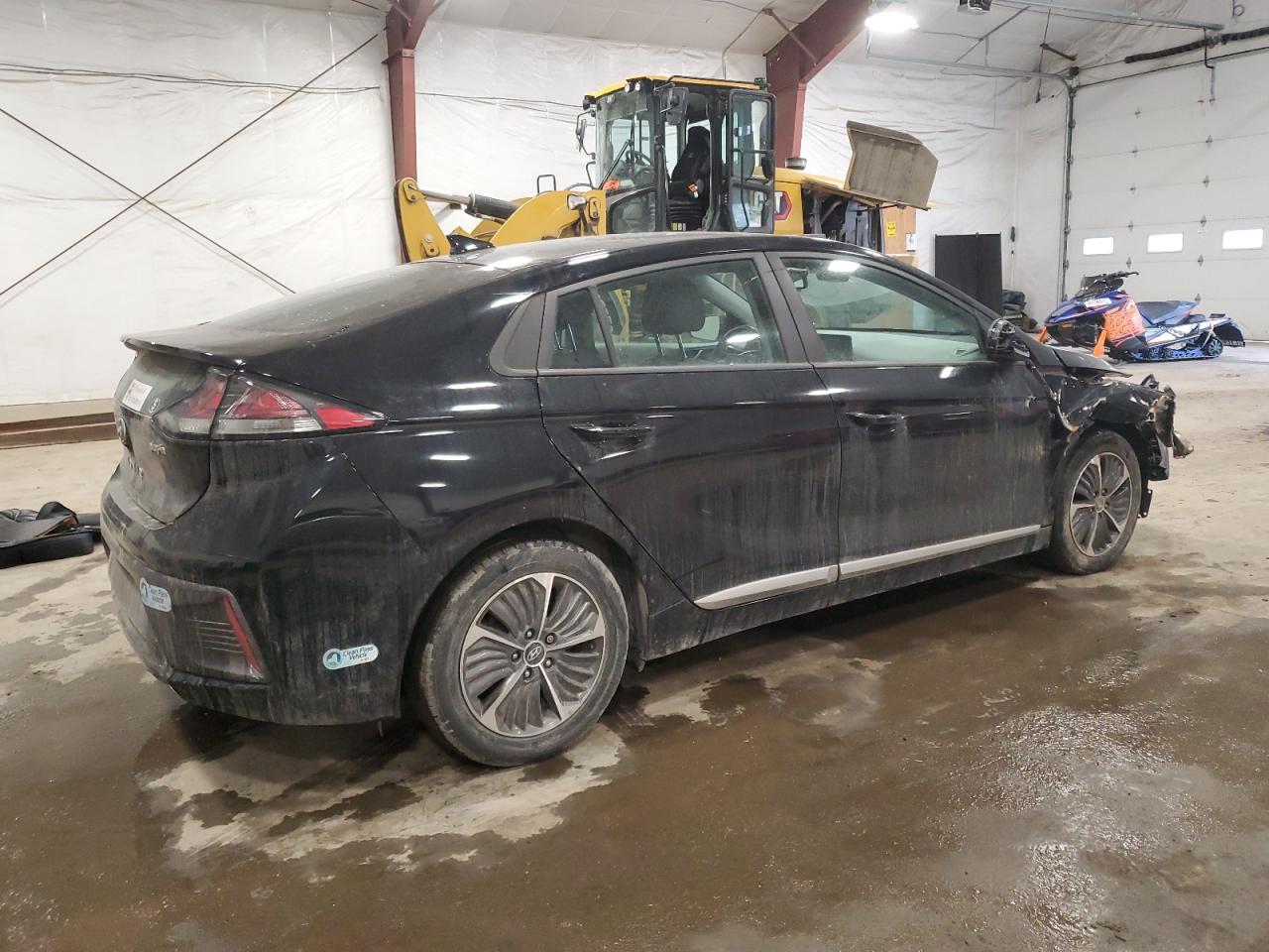 2020 Hyundai IONIQ VIN KMHC65LD9LU233973 Copart auction photo, front end / minor dent/scratches damage thumbnail 3