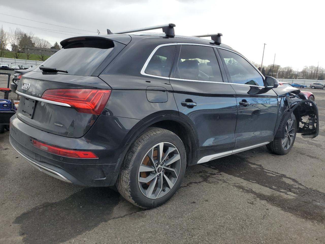 2021 Audi Q5 VIN WA1BAAFYXM2012203 Copart auction photo, front end / mechanical damage thumbnail 3