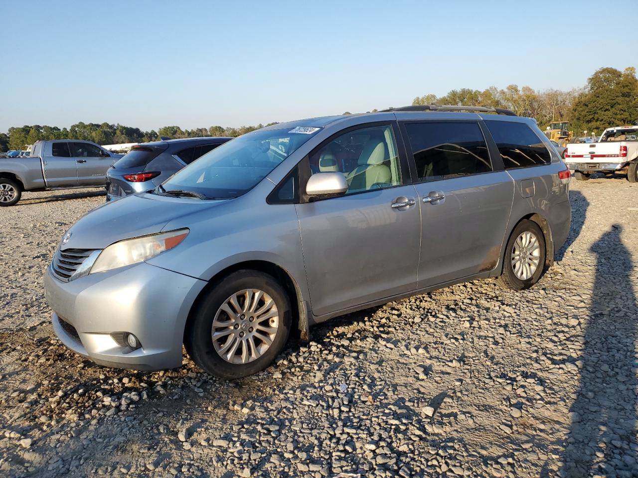 2011 Toyota Sienna VIN 5TDYK3DC1BS108565
