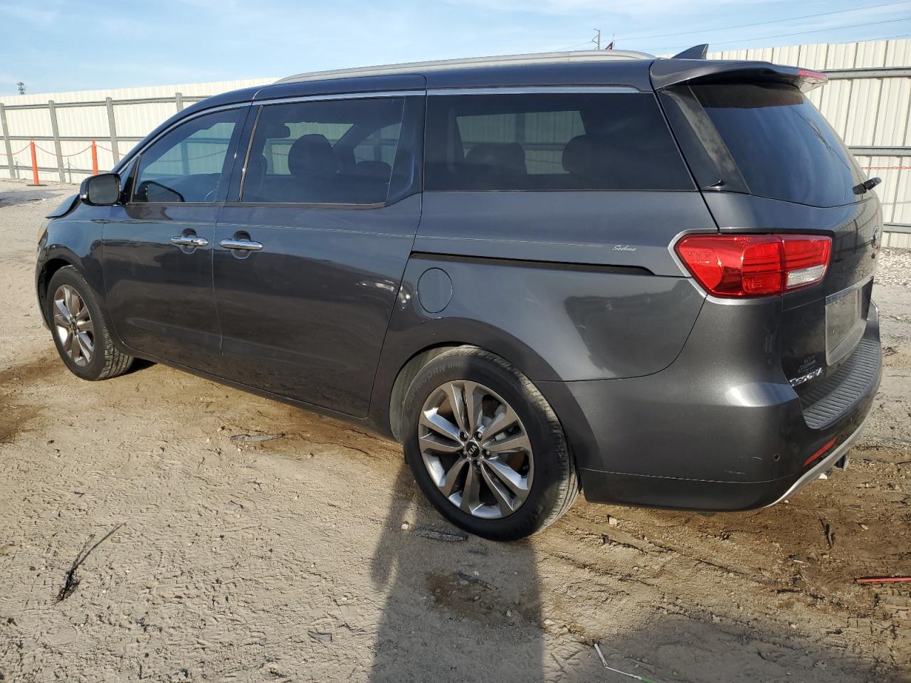 2015 KIA Sedona VIN KNDME5C1XF6020296 Copart auction photo, front end damage thumbnail 2