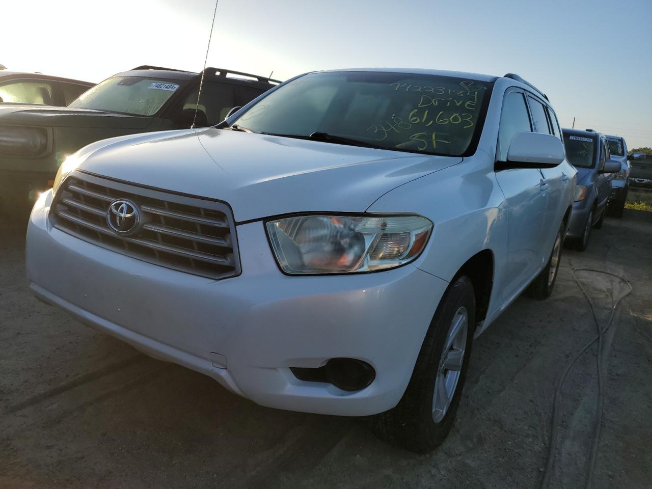 2010 Toyota Highlander VIN JTEZK3EH0A2104412